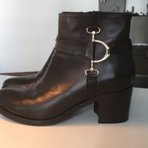Philip Hardy Black leather boots -Paris designer